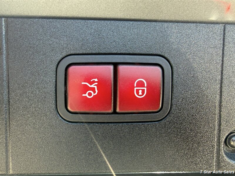 Used 2010 Mercedes-Benz S 550 image 21
