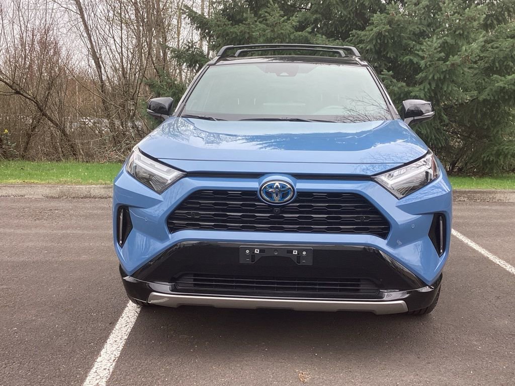 Used 2024 Toyota RAV4 XSE w/ Advanced Technology Package image 24
