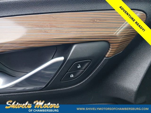 Used 2020 GMC Terrain SLE w/ Driver Convenience Package image 32