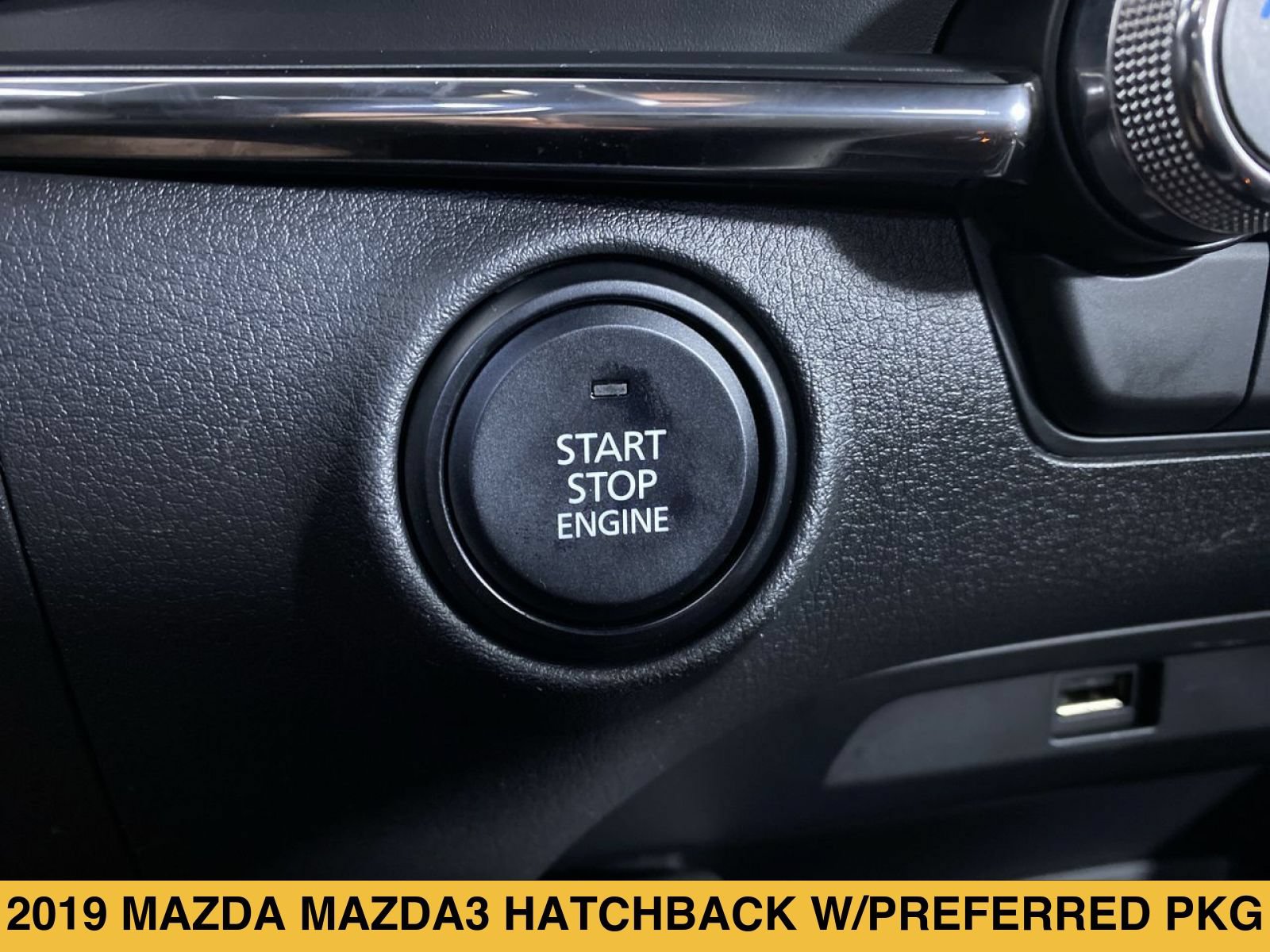 Used 2019 MAZDA MAZDA3 Hatchback w/ Preferred Package FWD image 8