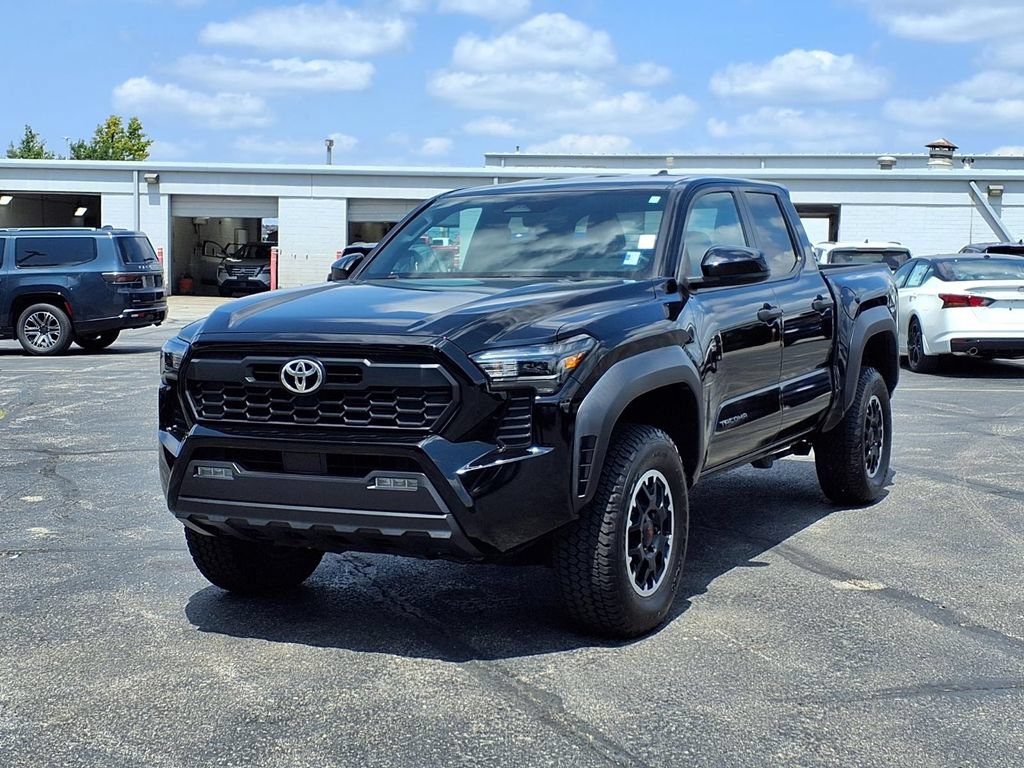 Used 2024 Toyota Tacoma TRD Off-Road AWD/4WD image 2