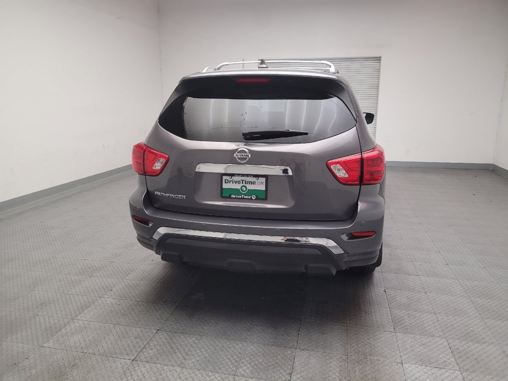 Used 2019 Nissan Pathfinder S FWD image 7