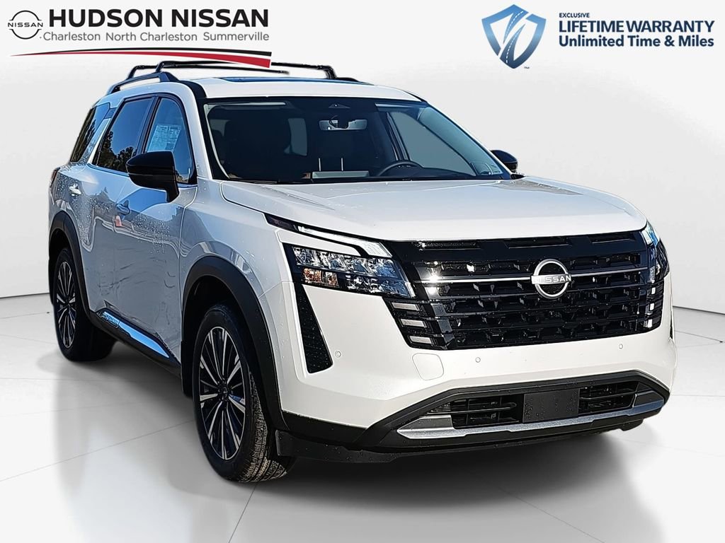 New 2026 Nissan Pathfinder Platinum image 1