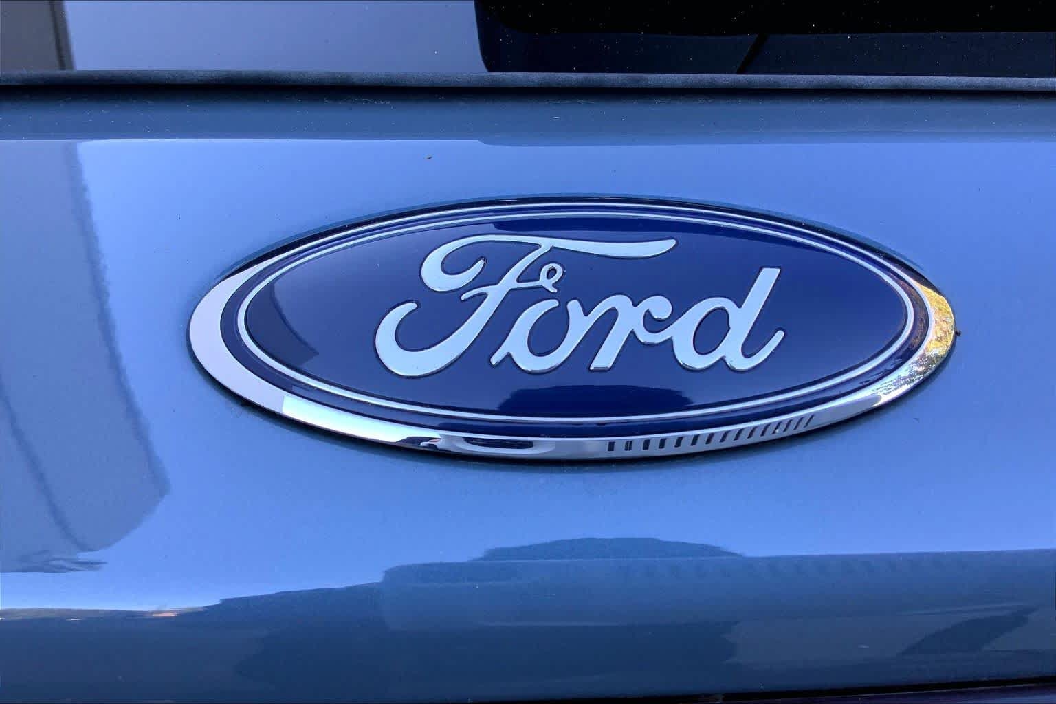 Used 2025 Ford Explorer ST-Line w/ Premium Package AWD/4WD image 33