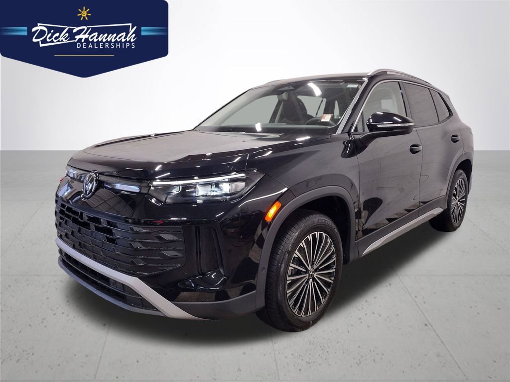 New 2025 Volkswagen Tiguan S image 1