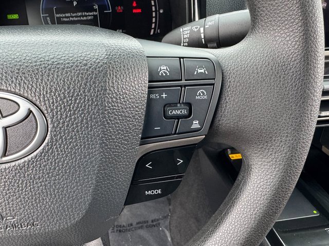 Used 2025 Toyota Camry LE image 21