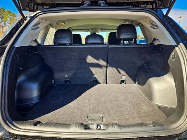 Certified 2022 Jeep Compass Limited image 33