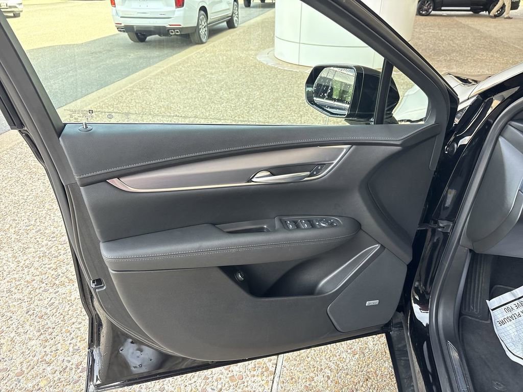Certified 2024 Cadillac XT5 Luxury image 21