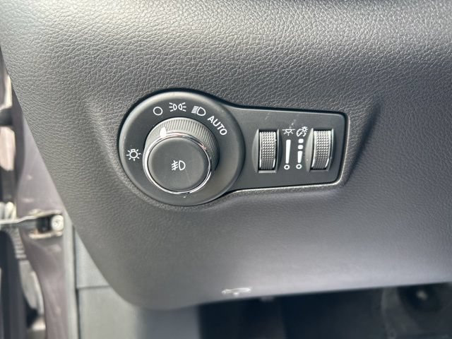 Used 2024 Jeep Compass Limited AWD/4WD image 36