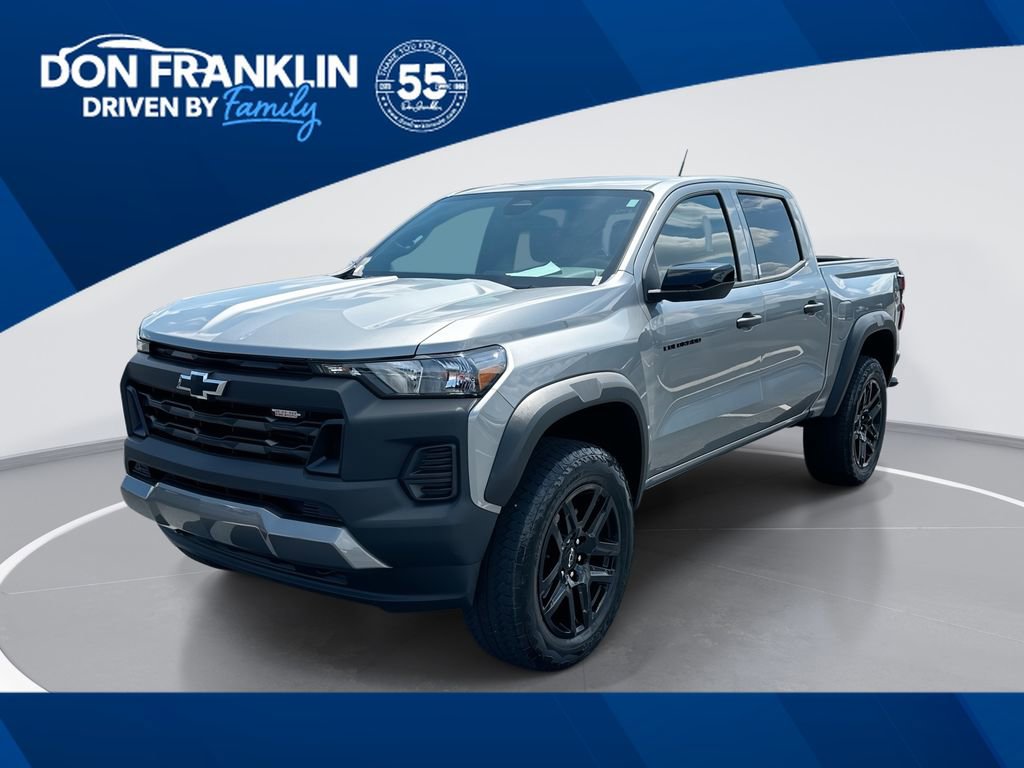 Used 2024 Chevrolet Colorado Trail Boss w/ Advanced Trailering Package AWD/4WD image 1