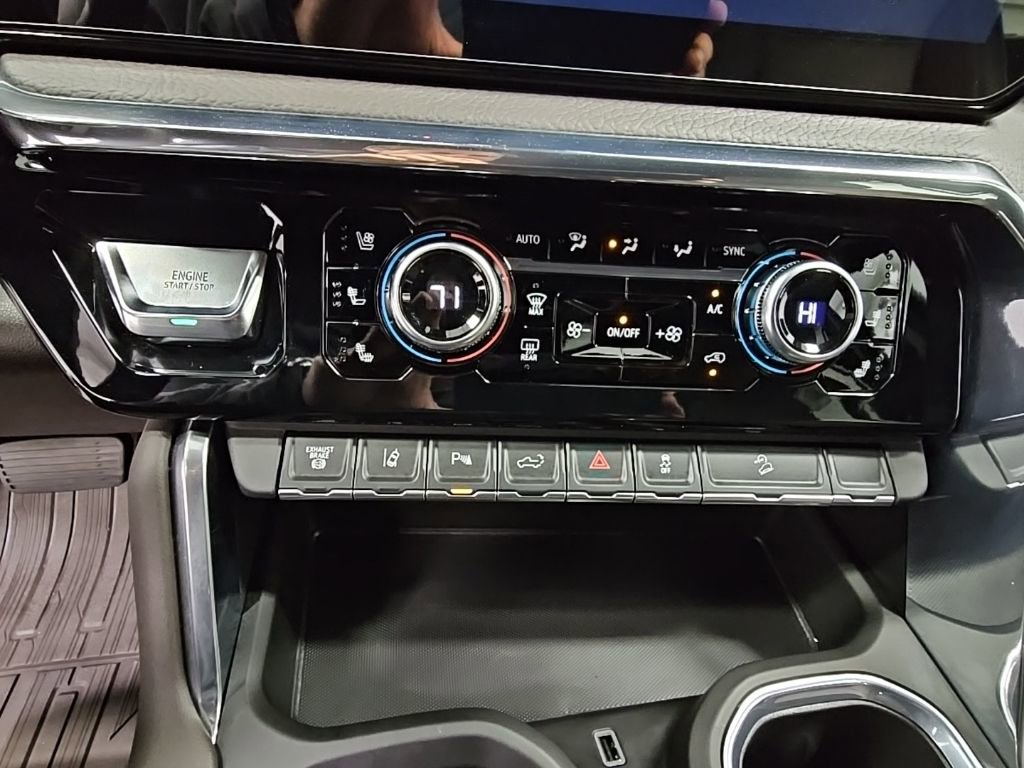 Used 2024 GMC Sierra 2500 Denali w/ Technology Package image 19