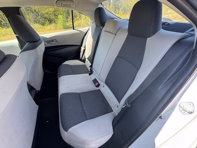 Used 2025 Toyota Corolla LE FWD image 15