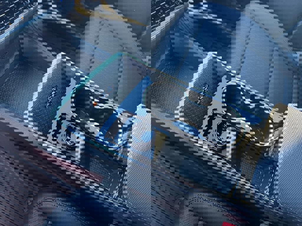 New 2026 Chevrolet Equinox LT w/ Convenience Package II image 8