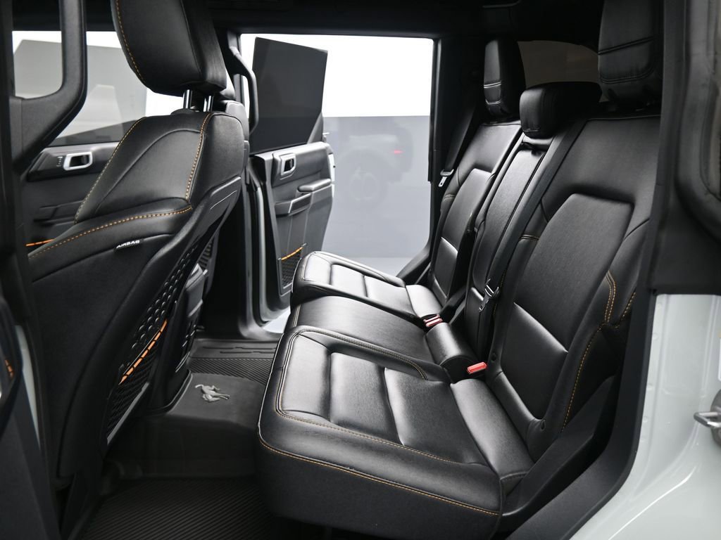 Certified 2024 Ford Bronco Badlands w/ Sasquatch Package image 19