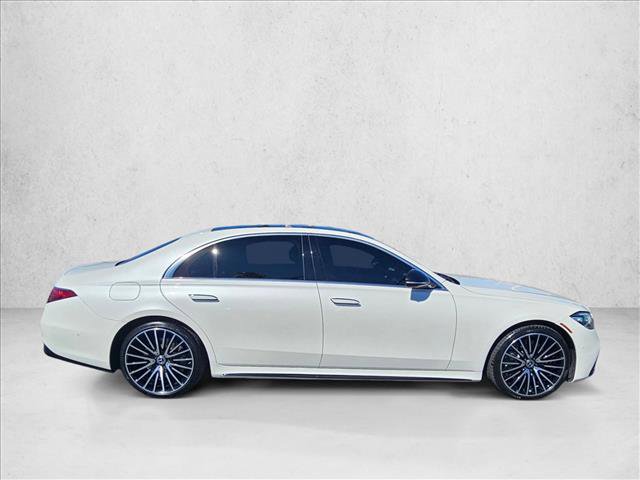 Used 2022 Mercedes-Benz S 500 S 500 image 3