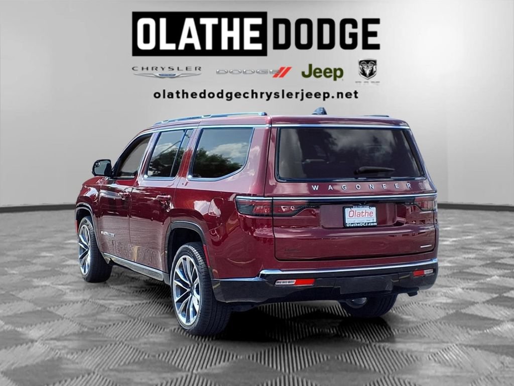 Certified 2024 Jeep Wagoneer Series III w/ Premium Group I AWD/4WD image 3