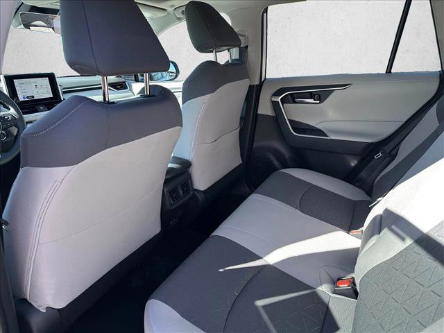 Used 2025 Toyota RAV4 XLE w/ Convenience Package image 9