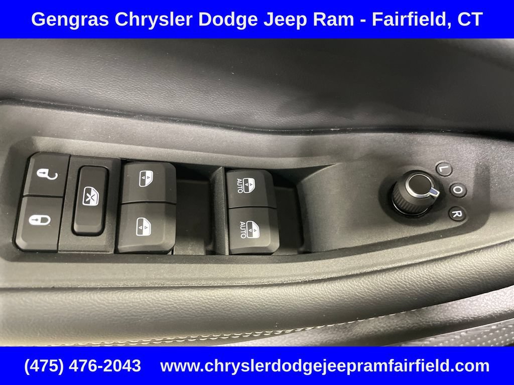 Certified 2025 Jeep Grand Cherokee L Altitude AWD/4WD image 50