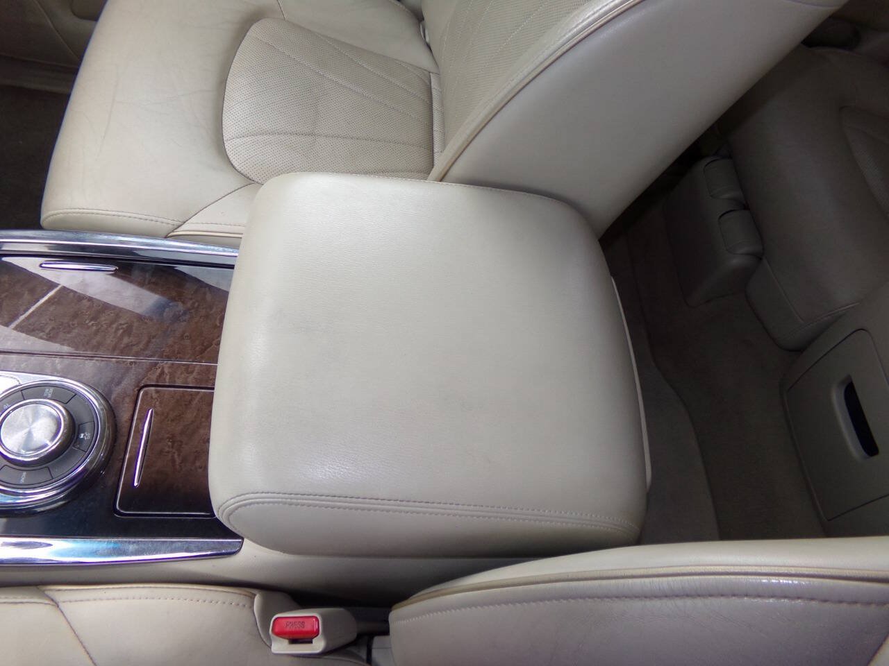 Used 2013 INFINITI QX56 4WD w/ Deluxe Touring Pkg image 66