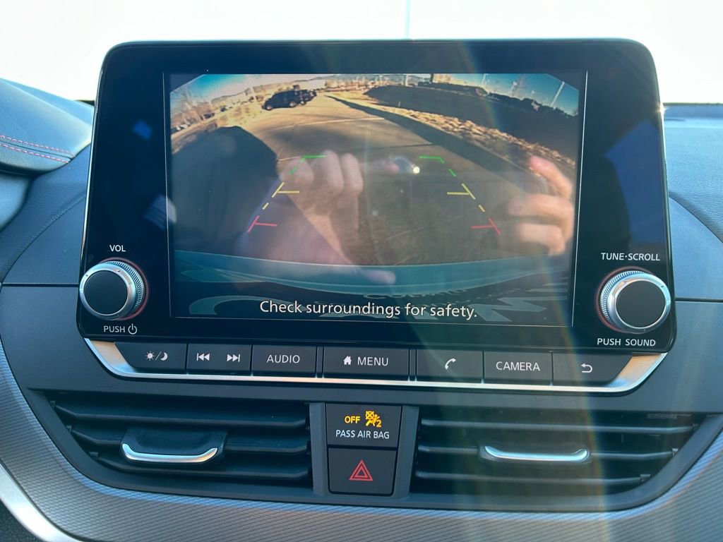 Used 2025 Nissan Altima 2.5 SR image 23