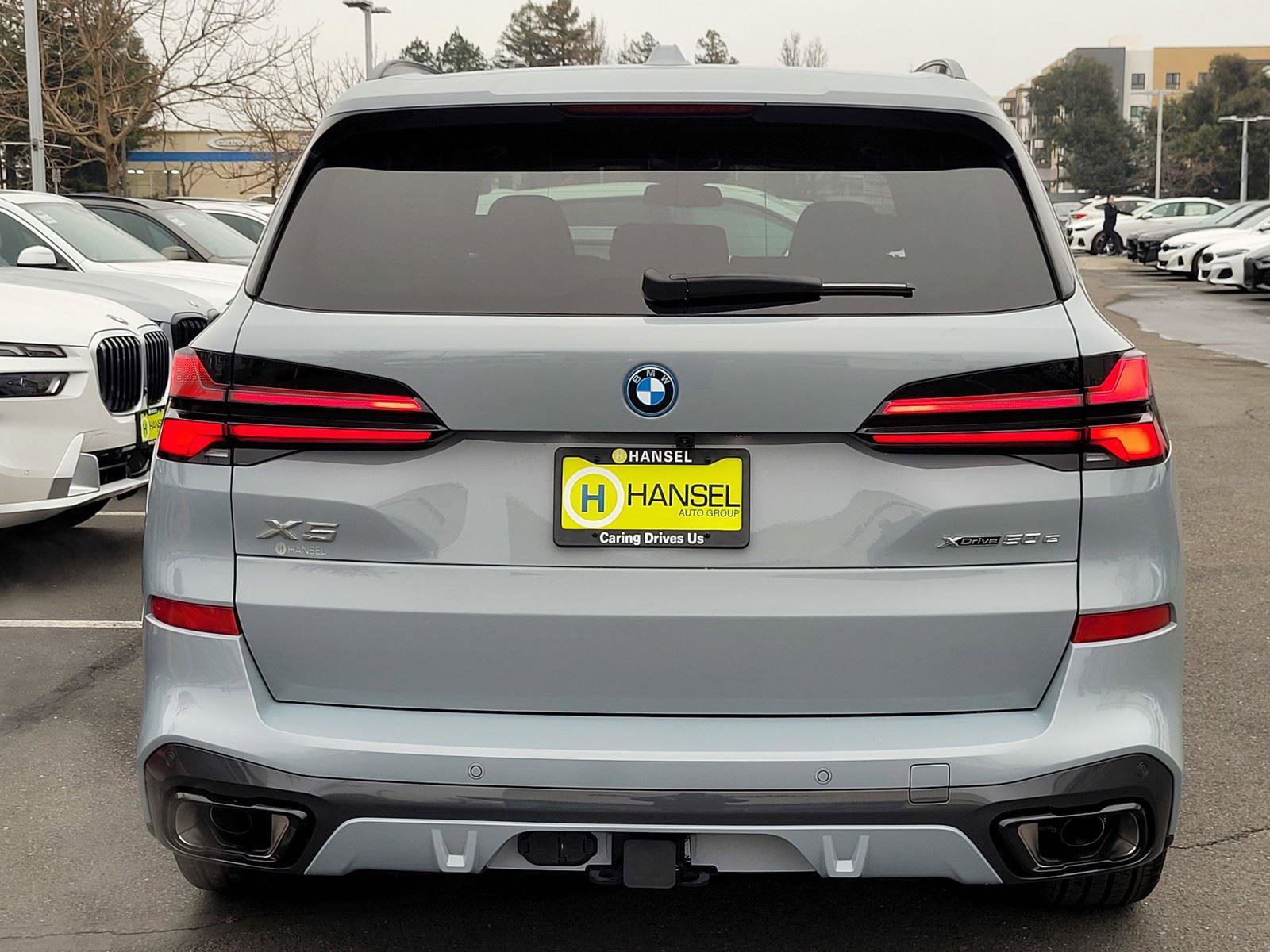 New 2026 BMW X5 xDrive50e w/ M Sport Package AWD/4WD image 7