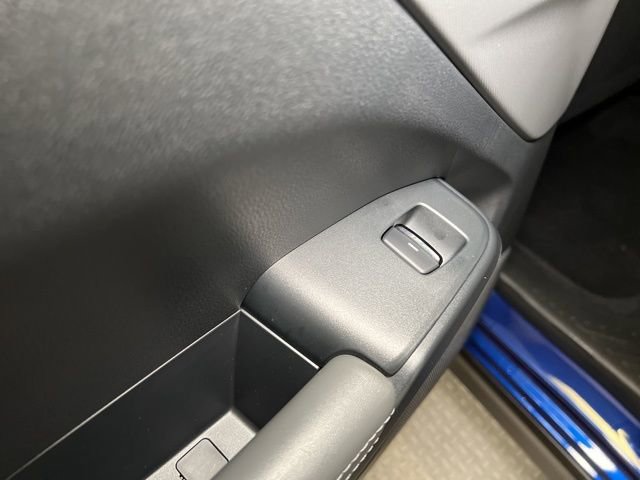 Certified 2025 Subaru Crosstrek 2.0i Premium image 51