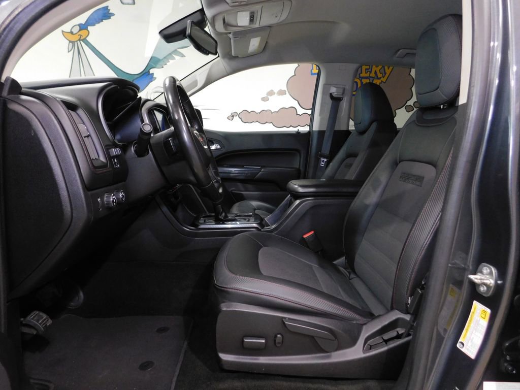 Used 2016 GMC Canyon SLE w/ All Terrain Package image 33