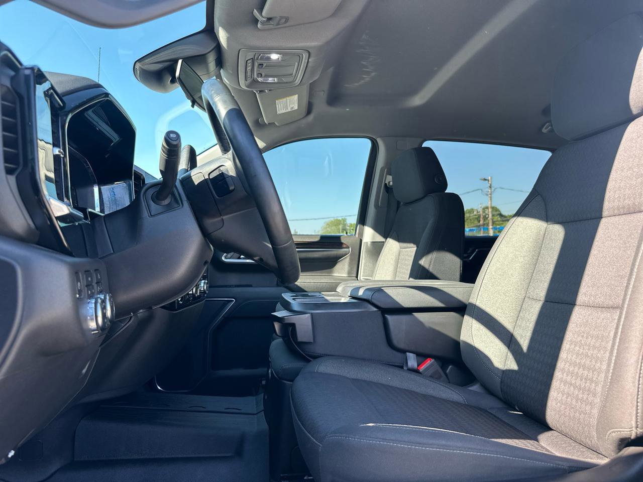 Used 2023 GMC Sierra 1500 SLE AWD/4WD image 8