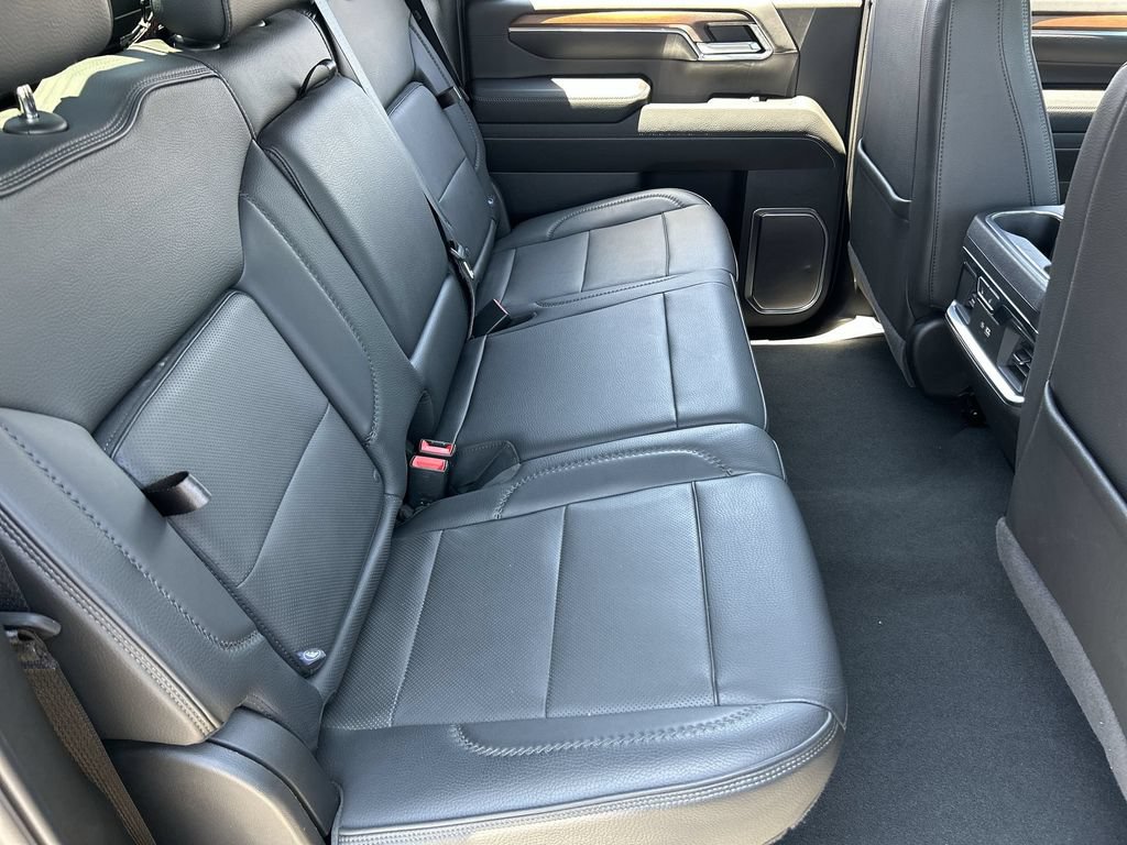 Used 2024 GMC Sierra 2500 Denali w/ Technology Package AWD/4WD image 26