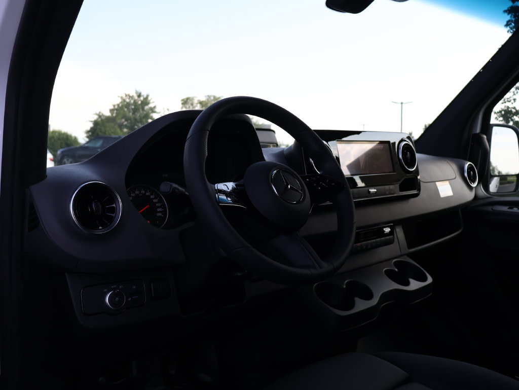 New 2026 Mercedes-Benz Sprinter 2500 image 22