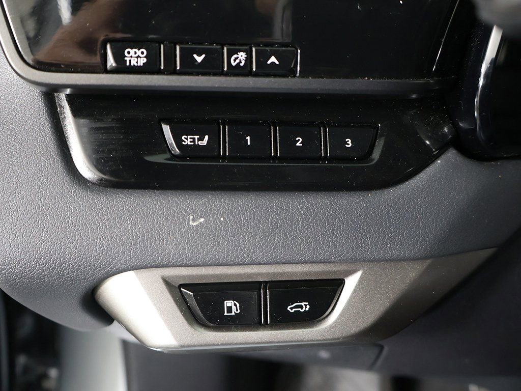 Used 2024 Lexus RX 350h w/ Cold Area Package image 35