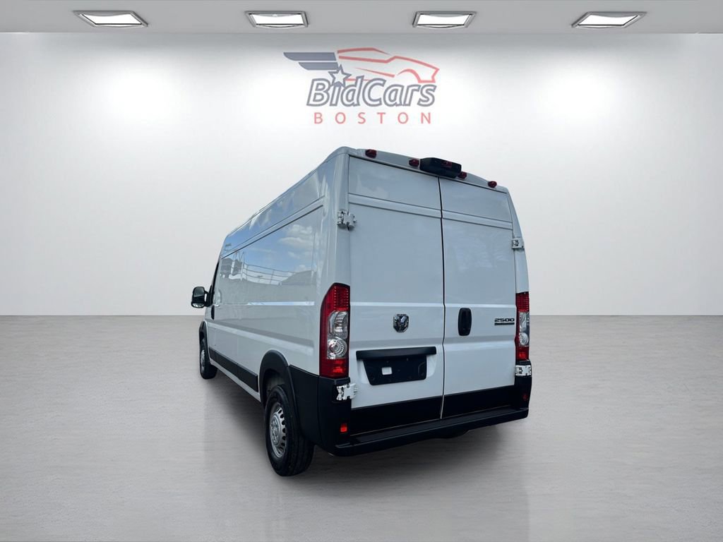 Used 2024 RAM ProMaster 2500 w/ Convenience Group FWD image 6
