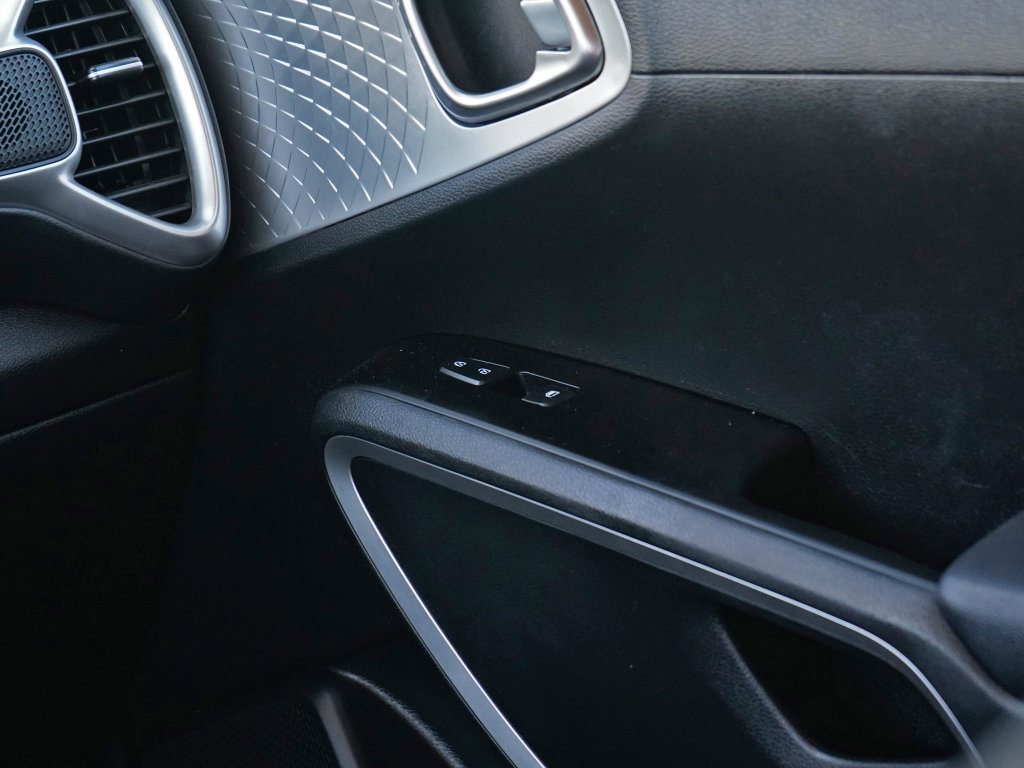 Used 2024 Kia Soul LX w/ Option Group 015 image 35