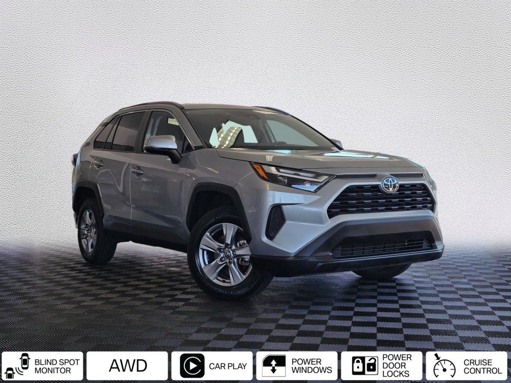 Used 2025 Toyota RAV4 XLE AWD/4WD image 1