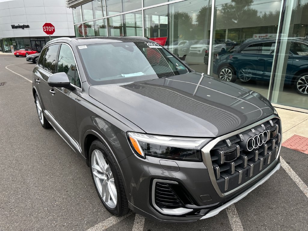 Certified 2025 Audi Q7 3.0T Premium Plus w/ Premium Plus Package AWD/4WD image 16