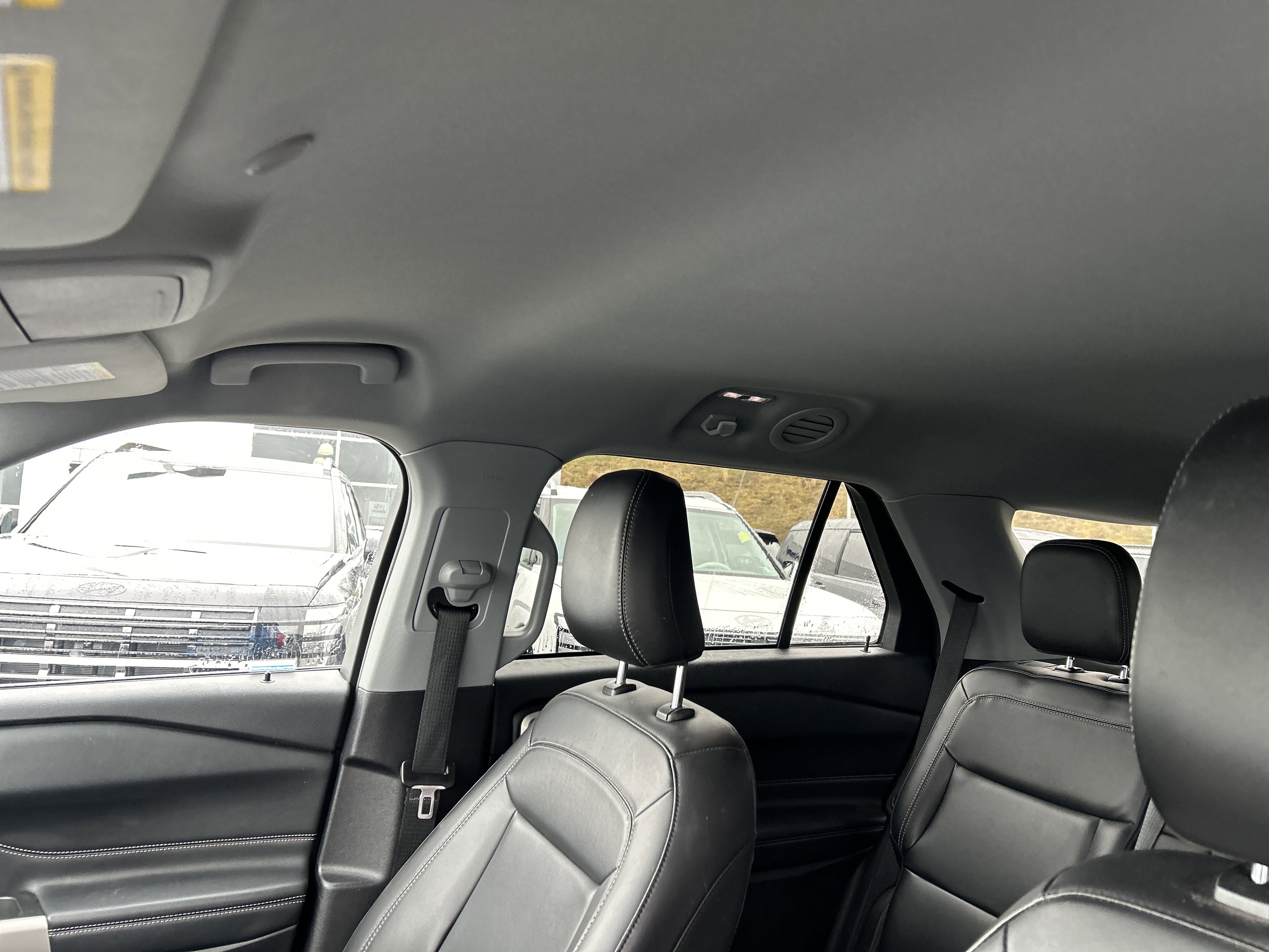 Used 2022 Ford Explorer XLT w/ Equipment Group 202A image 20