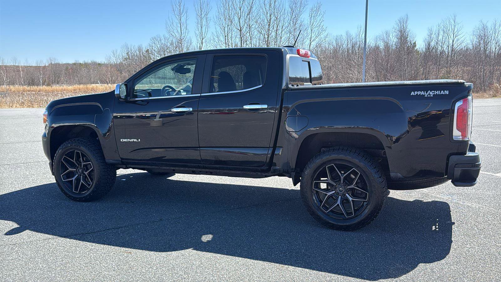 Used 2020 GMC Canyon Denali image 12