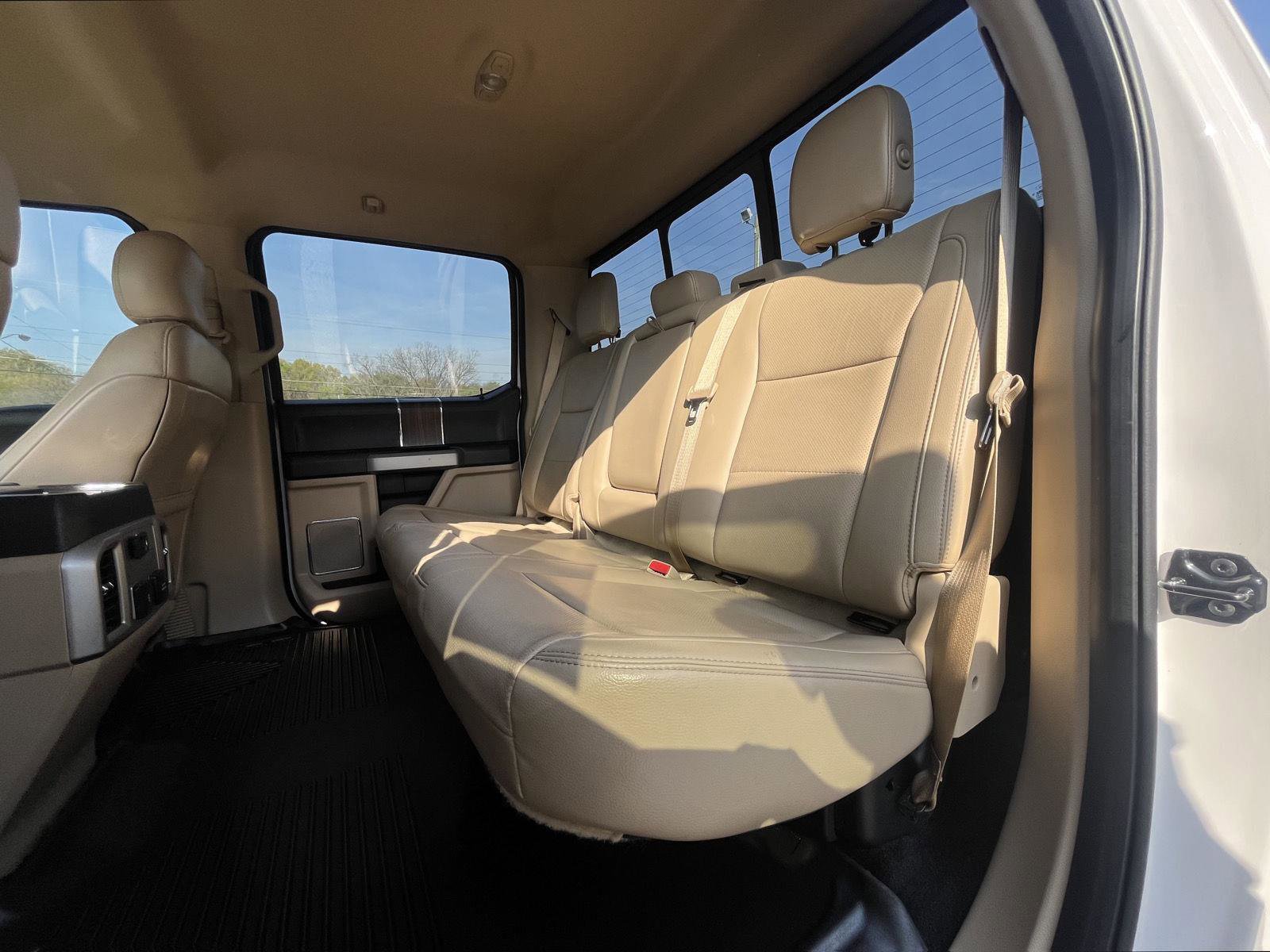 Used 2017 Ford F150 Lariat w/ Equipment Group 501A Mid AWD/4WD image 20