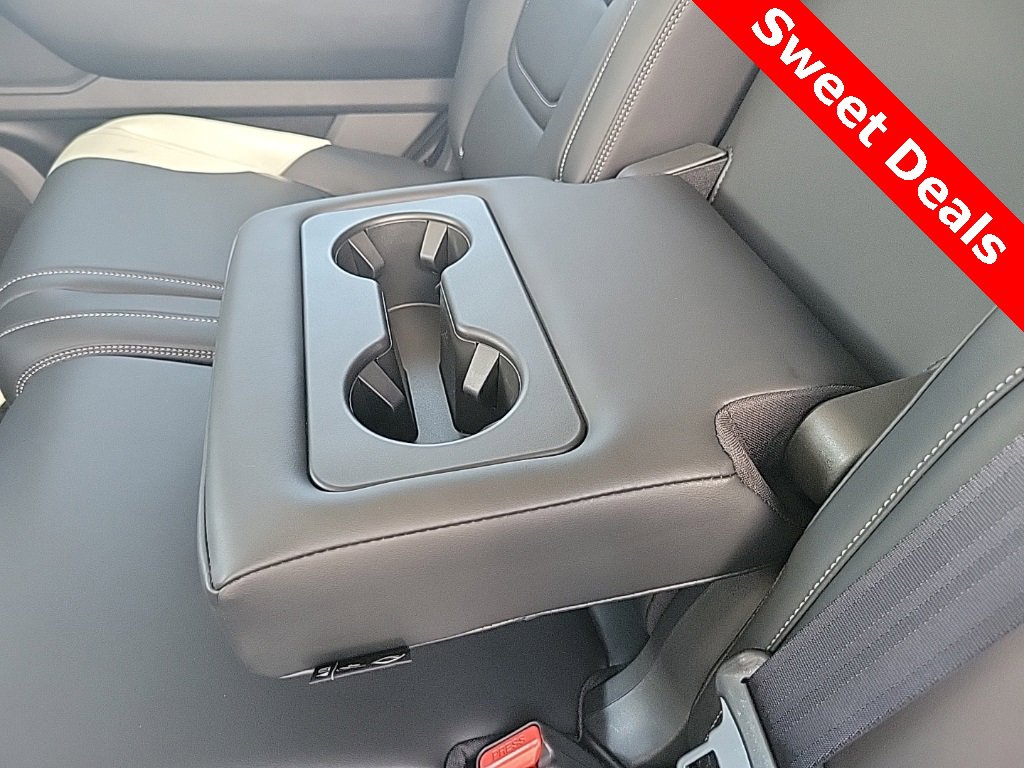 New 2026 Nissan Armada SV image 37