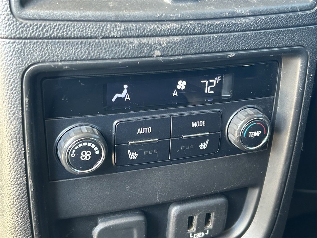 Used 2019 Buick Envision Essence image 21