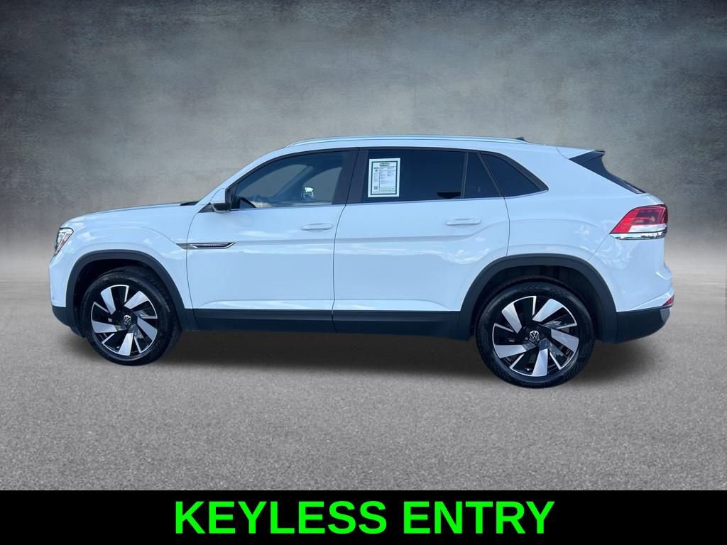 Used 2024 Volkswagen Atlas Cross Sport SE image 8