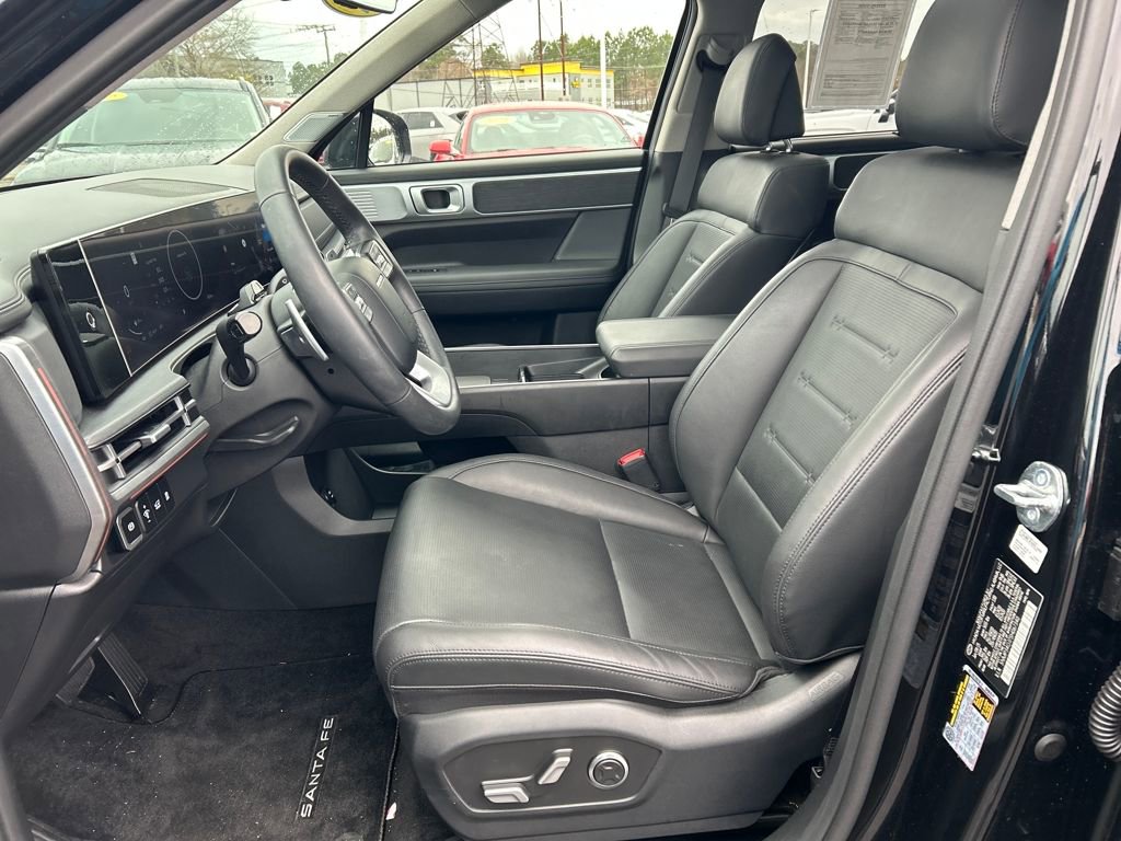 Certified 2025 Hyundai Santa Fe Limited image 15