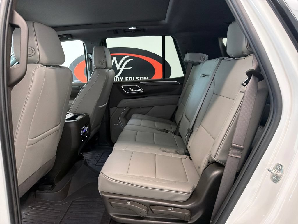 Used 2024 GMC Yukon SLT w/ SLT Premium Package RWD image 14