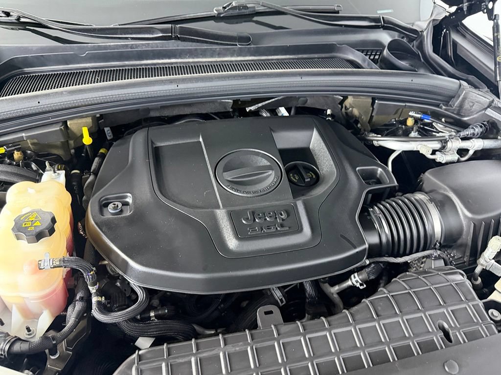 Certified 2022 Jeep Grand Cherokee Summit AWD/4WD image 31