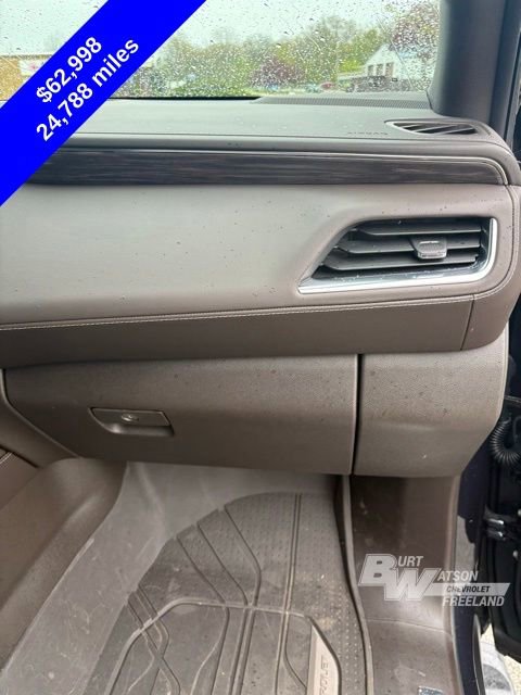 Used 2024 Chevrolet Tahoe Z71 w/ Luxury Package AWD/4WD image 31