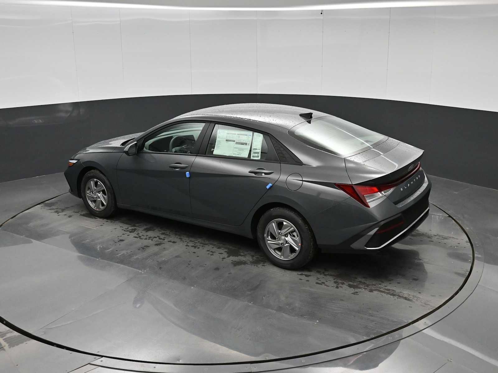 New 2026 Hyundai Elantra SE FWD image 26