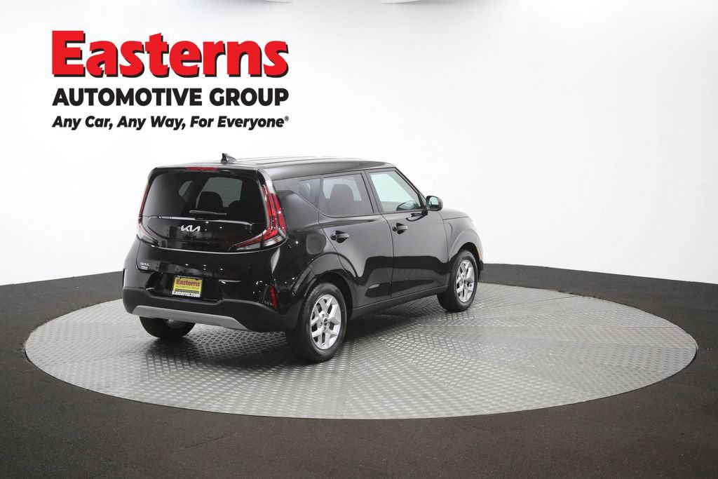 Used 2025 Kia Soul LX w/ LX Technology Package FWD image 38