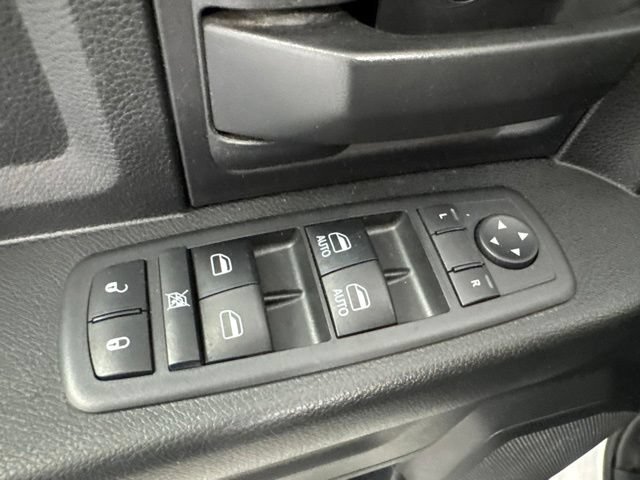 Used 2018 RAM 1500 Express AWD/4WD image 20