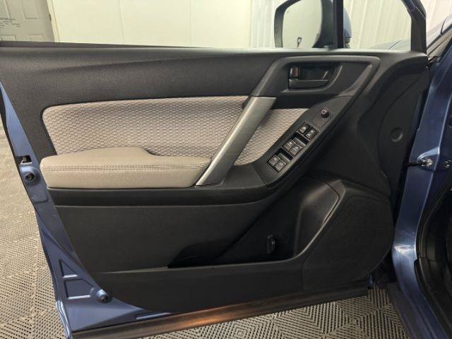 Used 2017 Subaru Forester 2.5i Premium w/ All-Weather Package AWD/4WD image 15