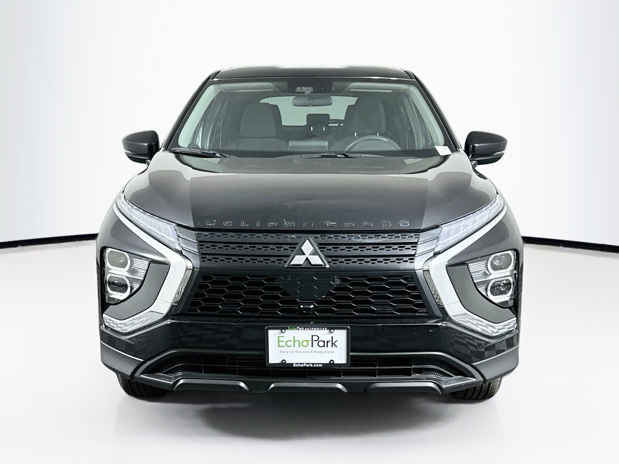 Used 2024 Mitsubishi Eclipse Cross LE AWD/4WD image 2